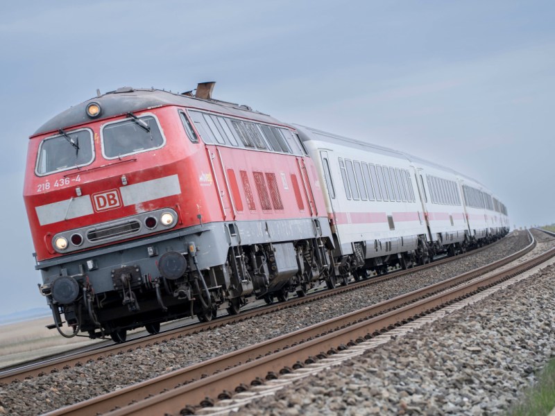 Extremes Bahn-Chaos an der Nordsee – Sylt-Urlauber schauen in die Röhre