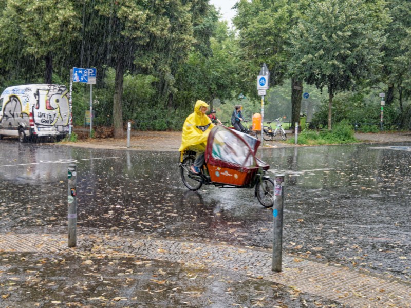 Unwetter-Kracher vor August-Start! Experten mit dringender Warnung